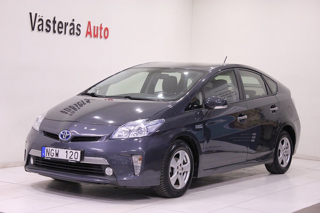 Toyota Prius Plug-in Hybrid 1.8 VVT-i + 3JM CVT 136HK Ny Besikt 