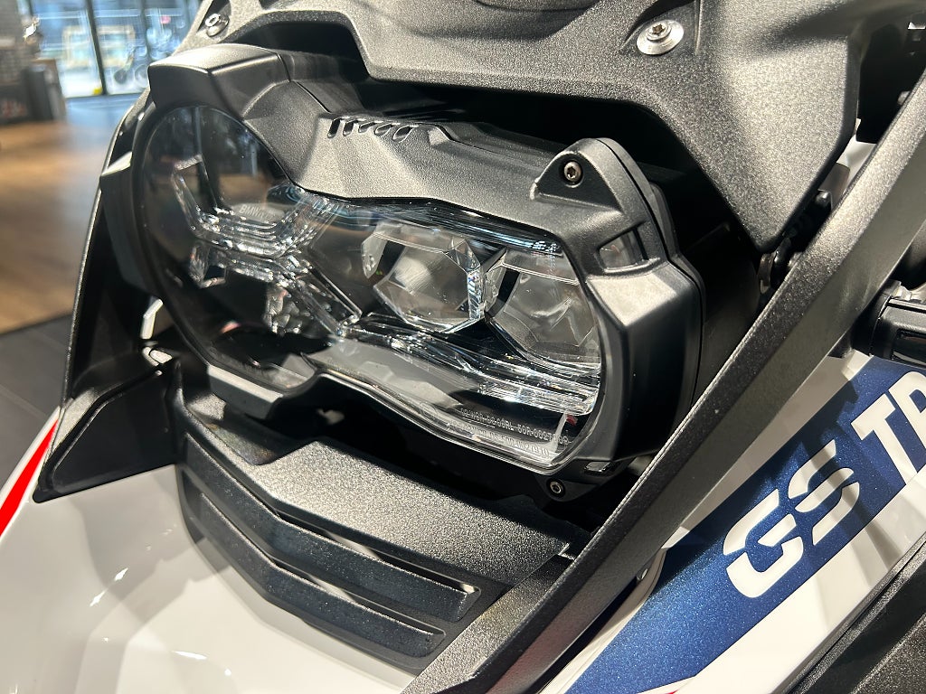 BMW R1250GSA 3,45%/Performance/Nav 6/Connected Cradle3 väskor