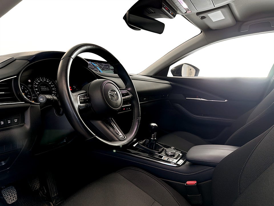 Bild på Mazda CX-30 Sky 2.0 e-SKYACTIV-G M 150hk RATTVÄRME BACKKKAMERA