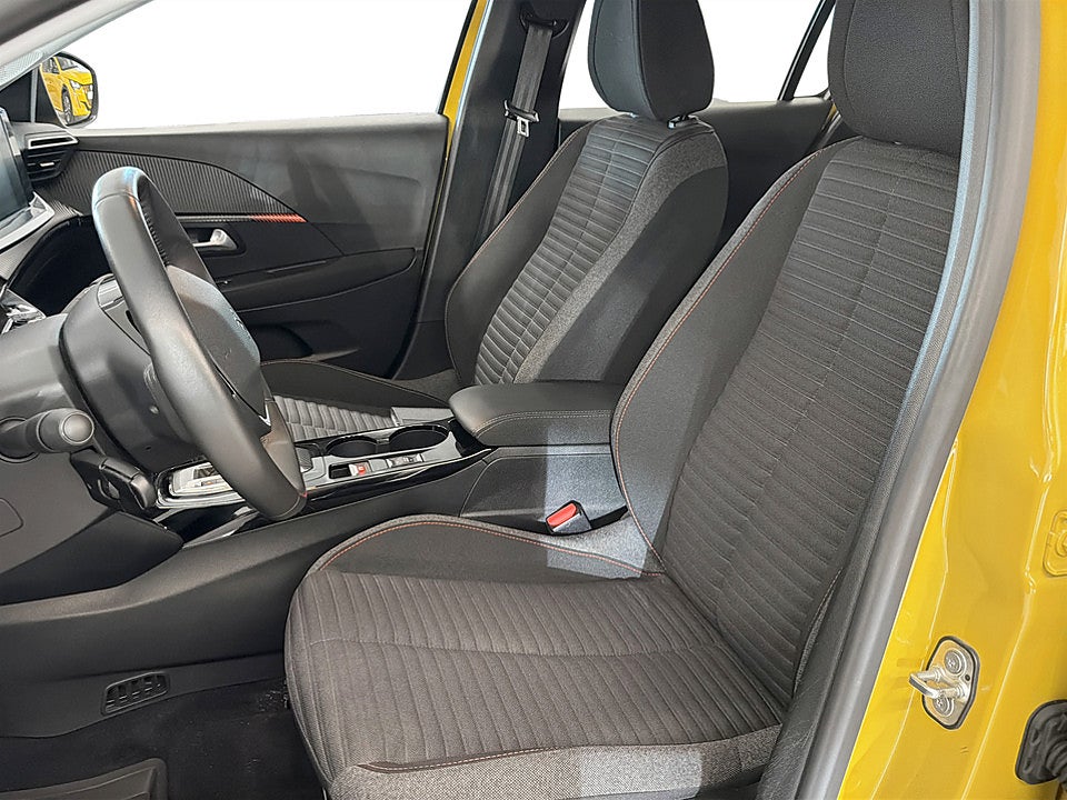 Bild på Peugeot e-208 Active 50 kWh 136hk Aut CARPLAY BACKSENSORER