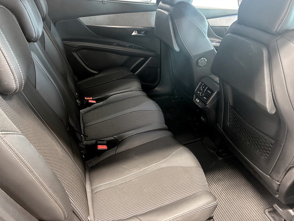 Bild på Peugeot 5008 GT 1.2 PT 130hk Aut 7-SITS 360-KAMERA CARPLAY