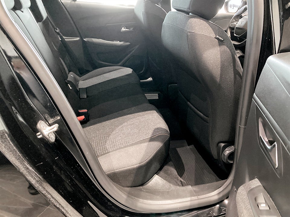 Bild på Peugeot 208 Style Hybrid 100hk Aut CARPLAY BACKSENSORER