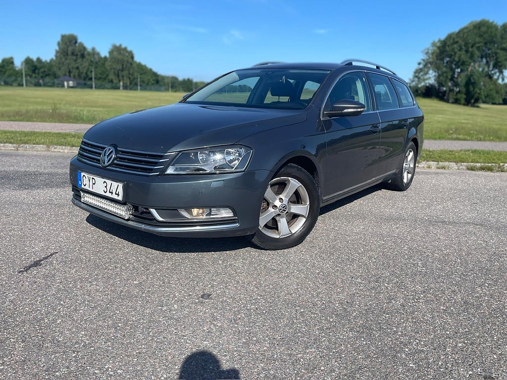 Volkswagen Passat Variant 2.0 TDI DPF BMT Masters Euro 5 NY bes