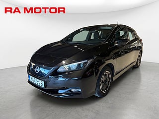 Halvkombi Nissan Leaf 1 av 13