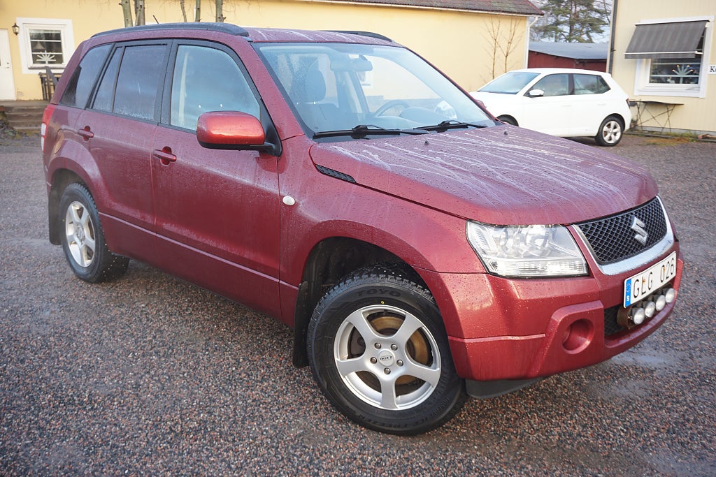 Suzuki Grand Vitara 5-dörrar 2.0 4WD Drag 