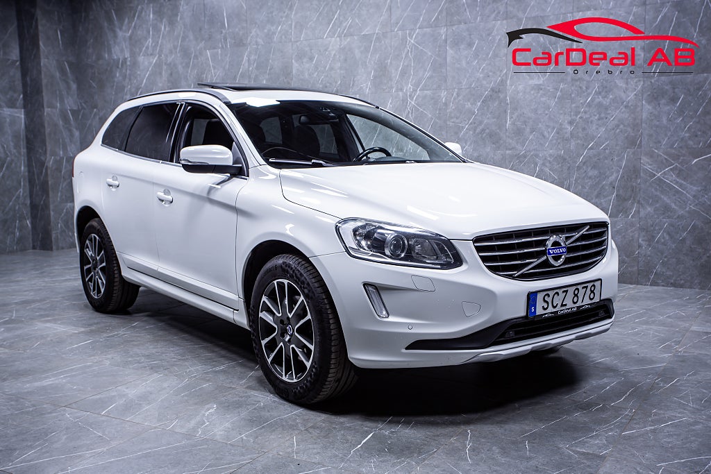 Volvo XC60 D4 AWD Momentum Värmare Pano Navi VOC Elbaklucka