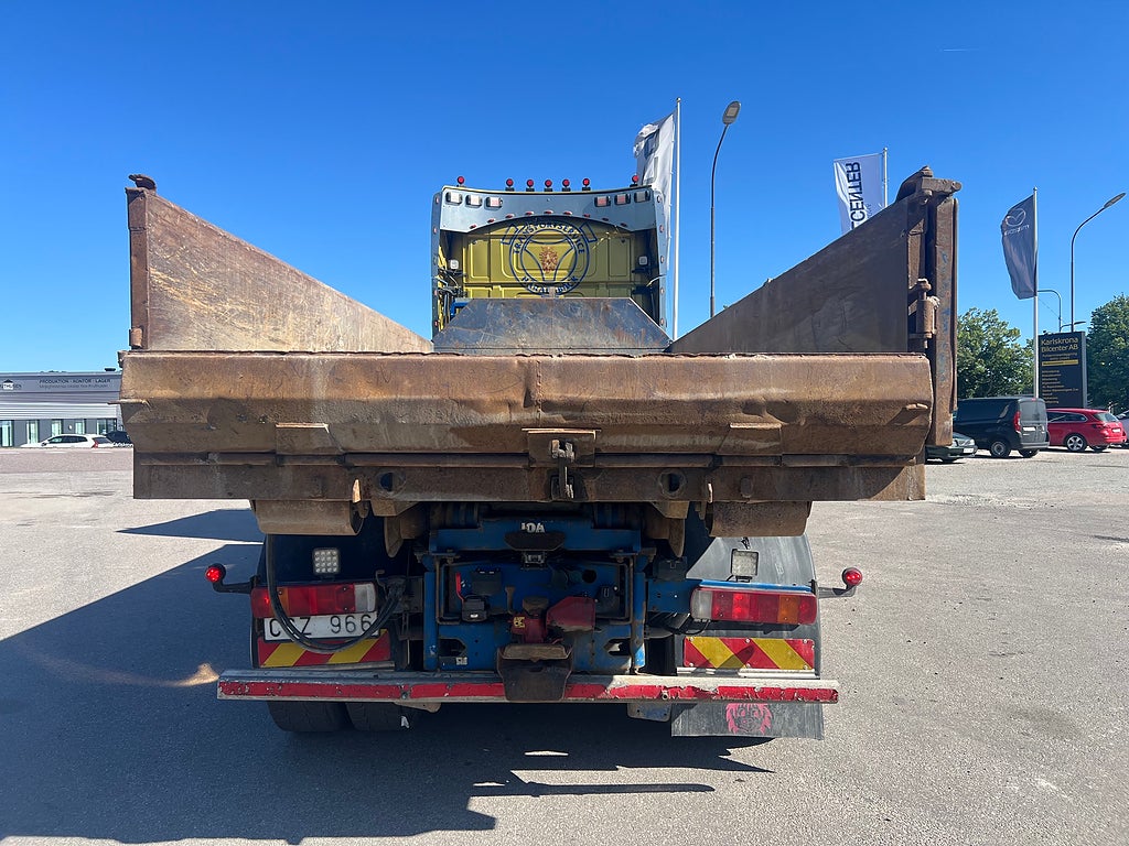 Scania R560 V8 6x4 Lastväxlare, Tandem