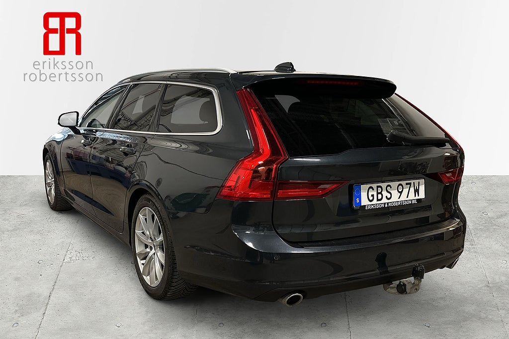 Volvo V90 D4 AWD Geartronic Momentum VOC Kamera HuD Dragkrok GPS