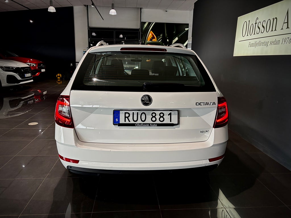 Skoda Octavia Kombi 2.0 TDI SCR 4×4 värmare, offroadpaket,drag - bild 8