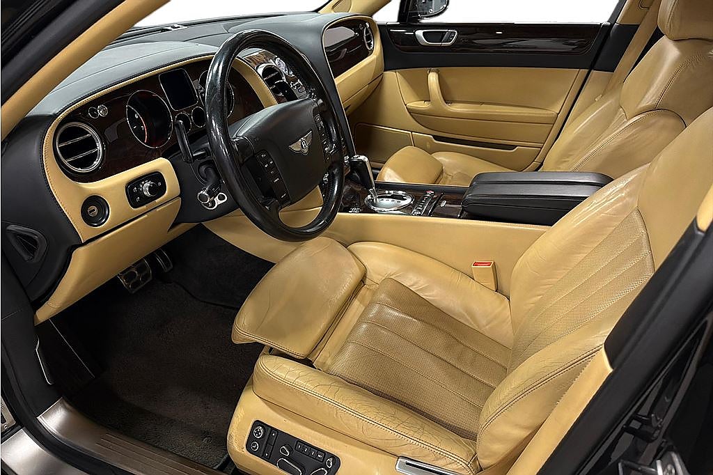 Bentley Continental Flying Spur L 6.0 W12 AWD, 560hk, 2006, Unik