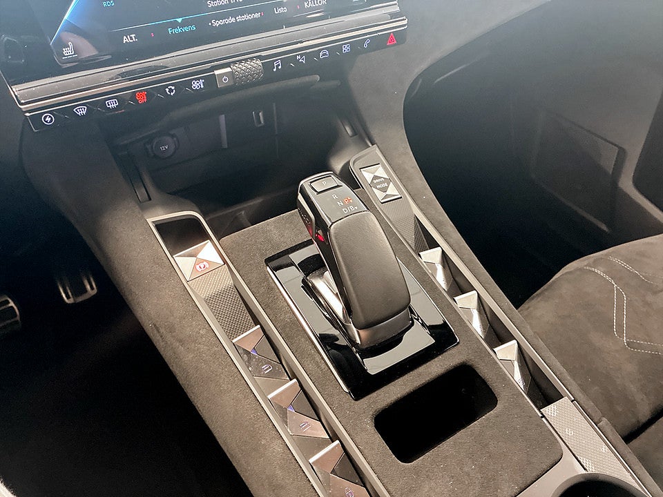 Bild på DS 7 Crossback E-Tense Performance 300hk KAMPANJRÄNTA 3,99%