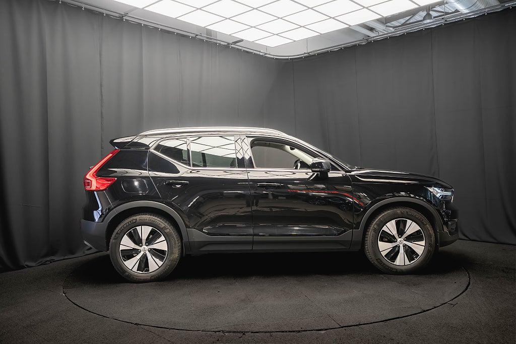 Volvo XC40 Recharge T4 DCT DRAG H/K KAMERA B-VÄRMARE BLIS MOMS
