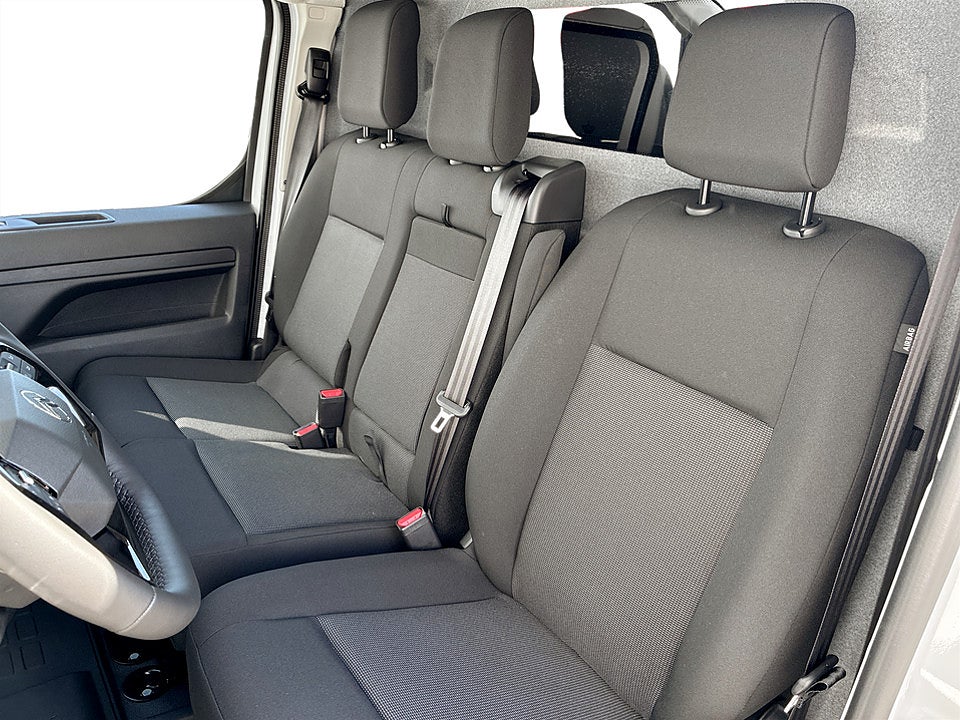 Bild på Citroën Jumpy + 150hk Aut L2 - EDITION! SERVICE & V-HJUL INGÅR!