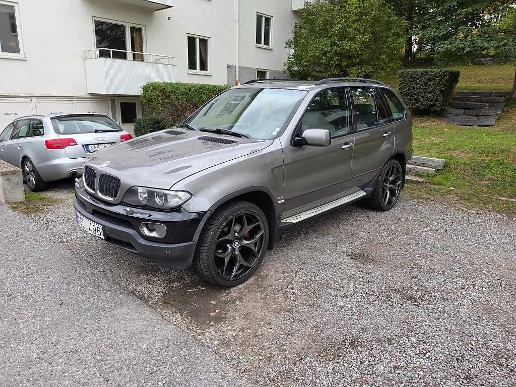 BMW X5 4.4i Sport line 320hk Dragk Tre brukare