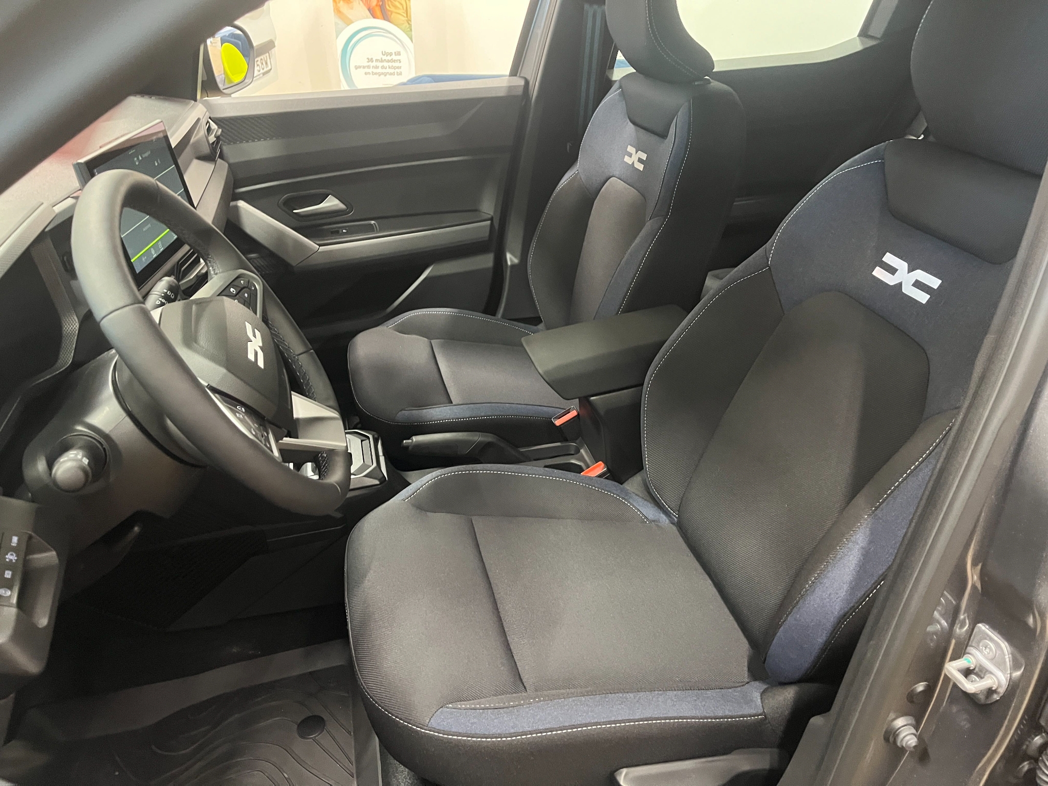 Dacia Duster Extreme hybrid 155 4x2 2026, bild 5/10