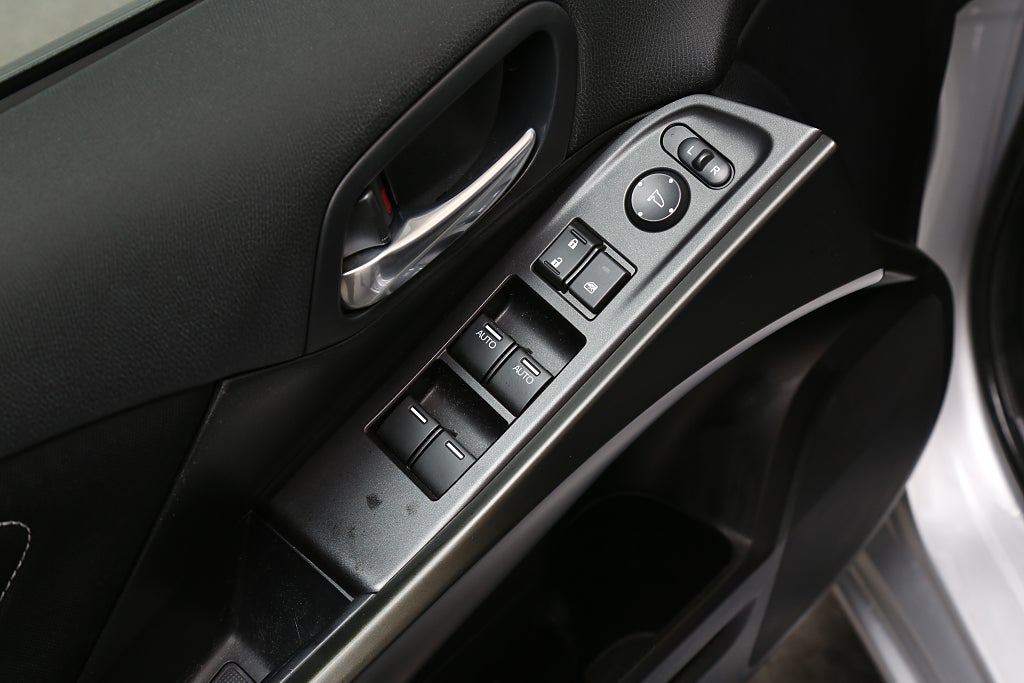 Honda Civic 1,6 i-DTEC 120hk Sport 5d Nybesikt Motorvärmare 2015