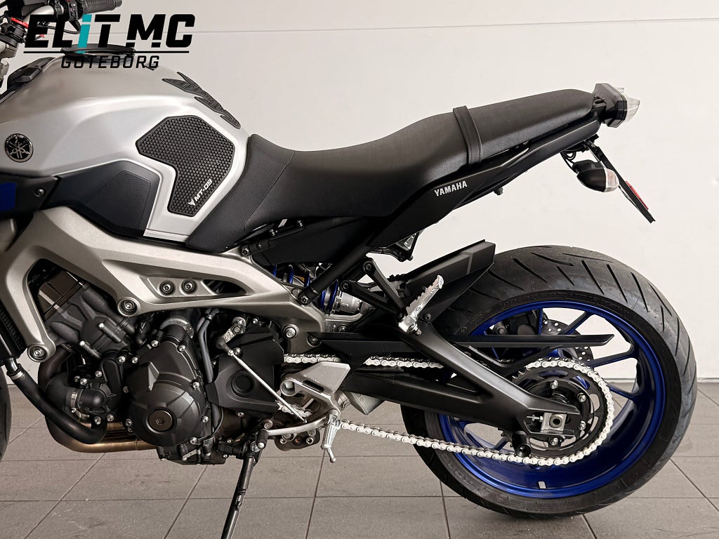 Yamaha MT-09 2015 - miniatyr 16