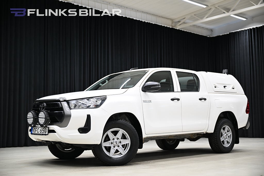 Toyota Hilux 2.4 AWD 150HK Dubbelhytt|Drag|Kåpa|EnÄgare|Lågmil|Moms