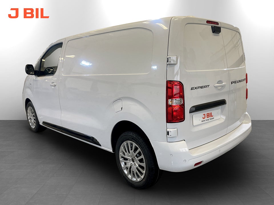 Bild på Peugeot Expert Plus 150hk Aut L2 - EDITION! Värmare & Dragkrok