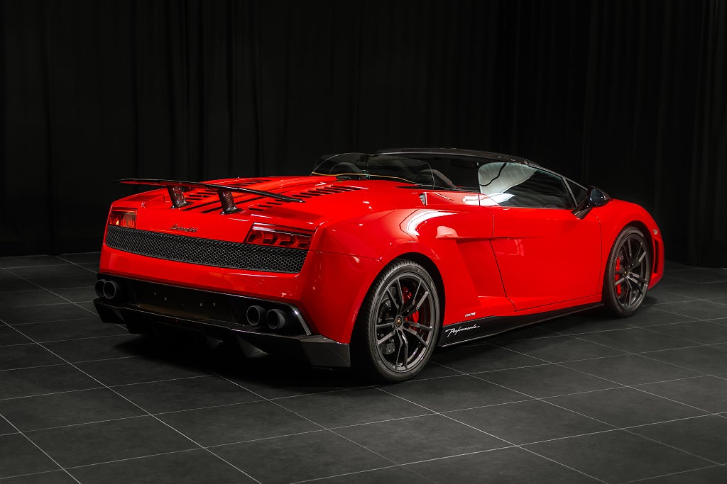 Gallery image 3 of 28