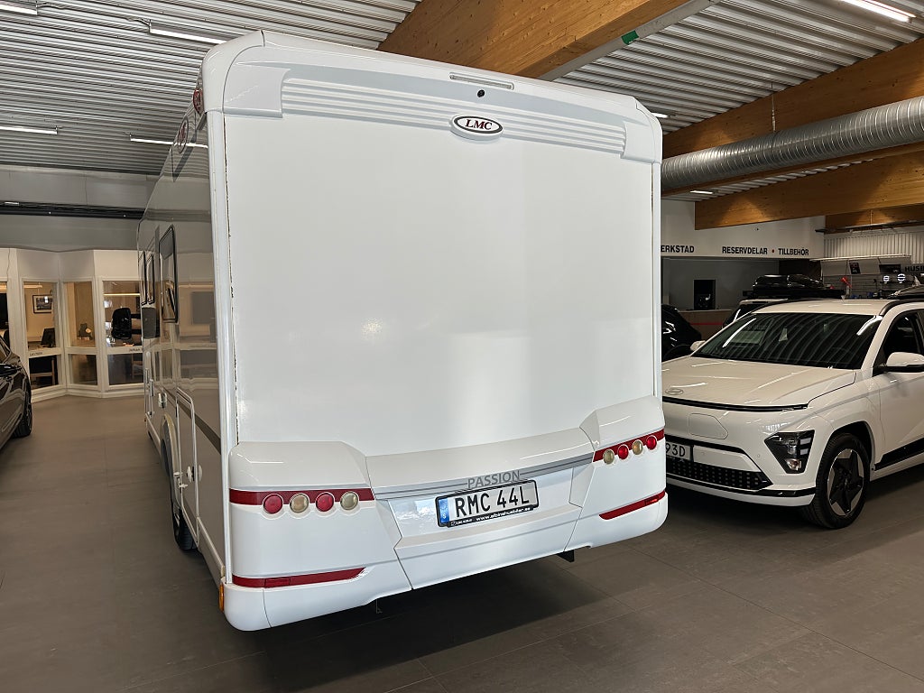 LMC T 713 Passion Alde Långbädd toa bak thumbnail