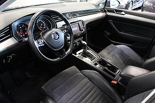 Kombi Volkswagen Passat 13 av 22
