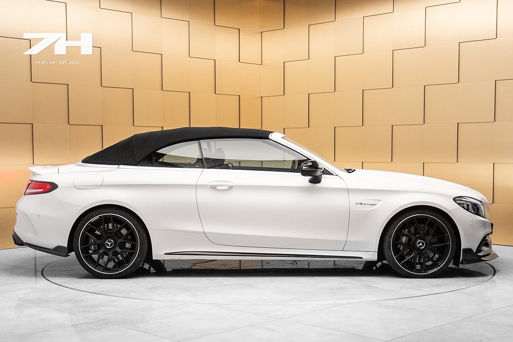 Mercedes-Benz C63 AMG Cabriolet / Burmester / Kamera