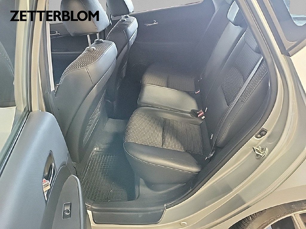 Halvkombi Hyundai i30 9 av 13