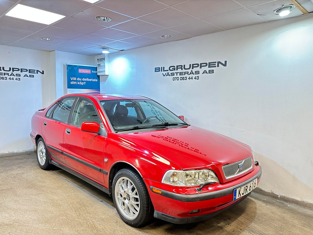 Volvo S40  2.0T /Kamrem bytt /Ny Serv /6970Mil /Unik / 3.95%