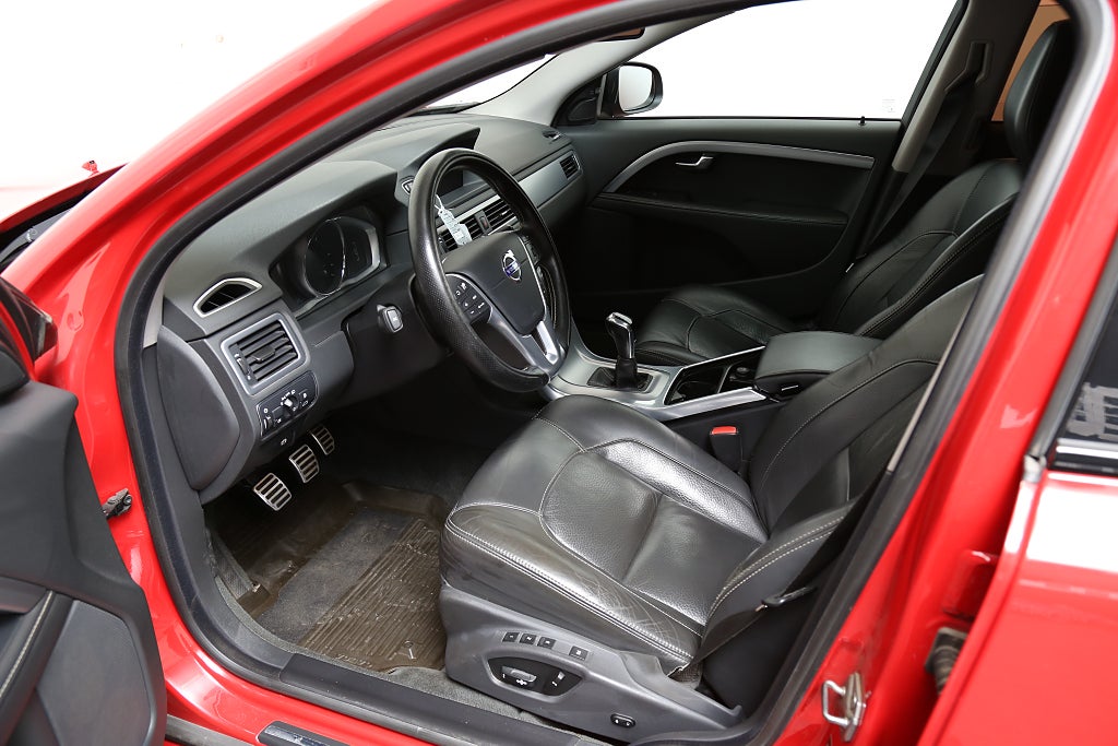 Volvo V70 D4 II S/S Sport E Business PRO Drag Navi VOC Läder 2015