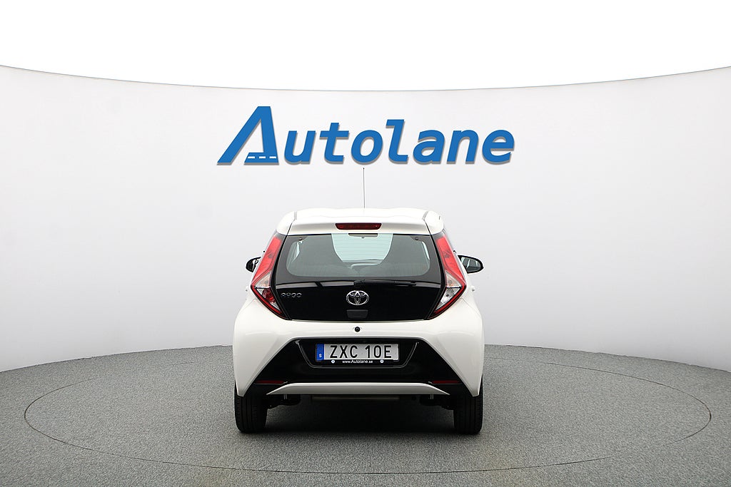 Toyota Aygo 5D 1.0 X-PLAY,  CarPlay Sommarkampanj 4,99%