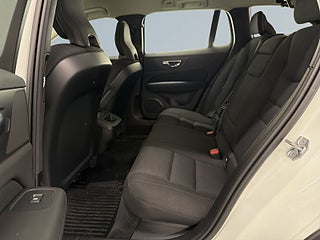 Volvo V60 Cross Country D4 AWD Advanced SE II S&V-hjul/Drag/H/K/Kamera/Dvärm – bild 13
