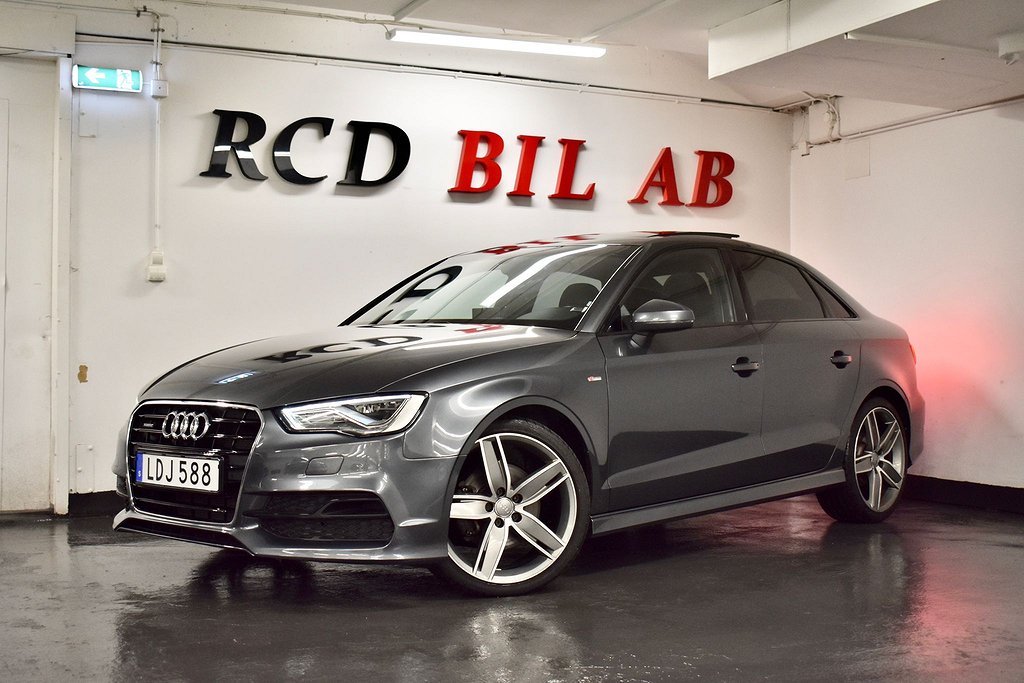 Audi A3 2.0 TDI QUATTRO S-LINE PANORAMA PDC FULLSERVAD EU 6