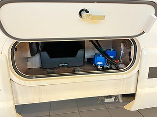Husbil-integrerad Kabe TMI 910 Imperial GB 12 av 34