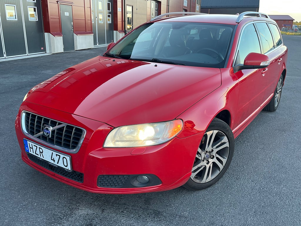 Volvo V70 2.4D Summum 163hk Skinn Drag 