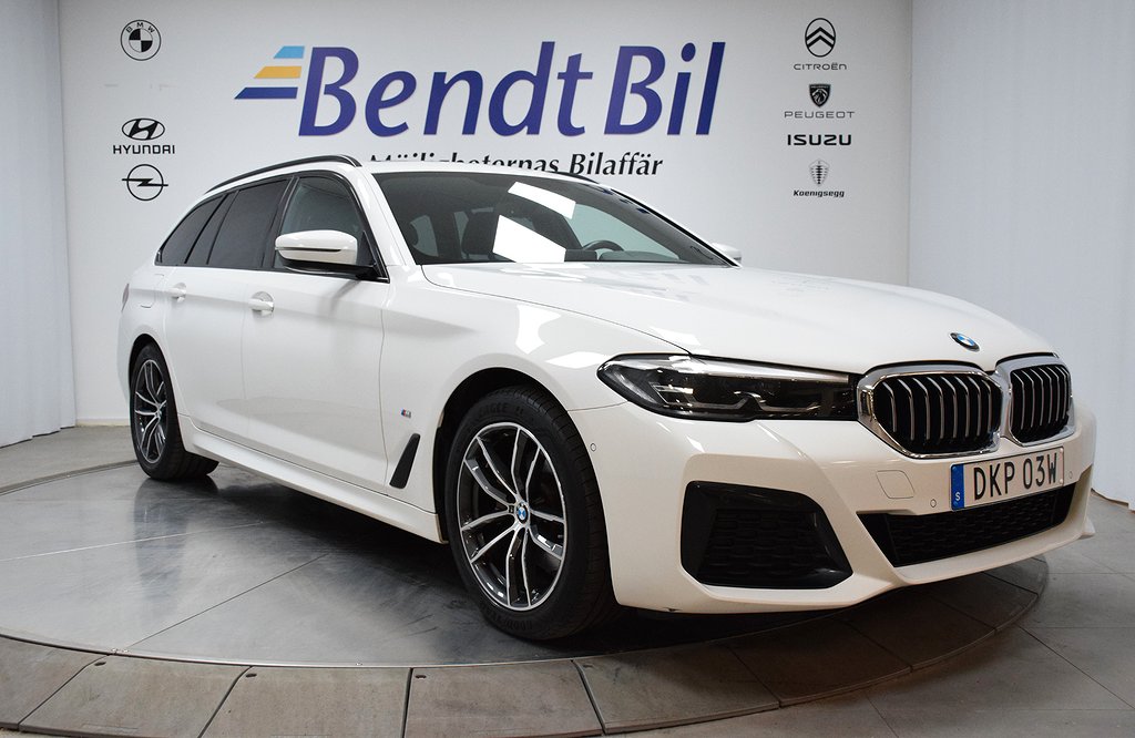 BMW 520 d xDrive Touring M Sport/ Drag/ Rattvärme/ Panorama