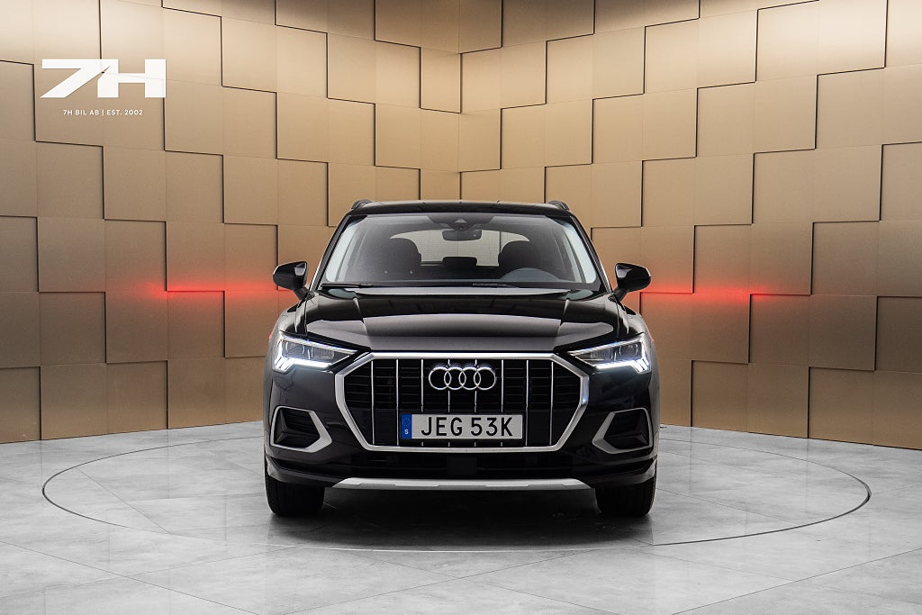 Audi Q3 35 TFSI Proline Adv / Adaptiv Farth. / Drag / Värmare