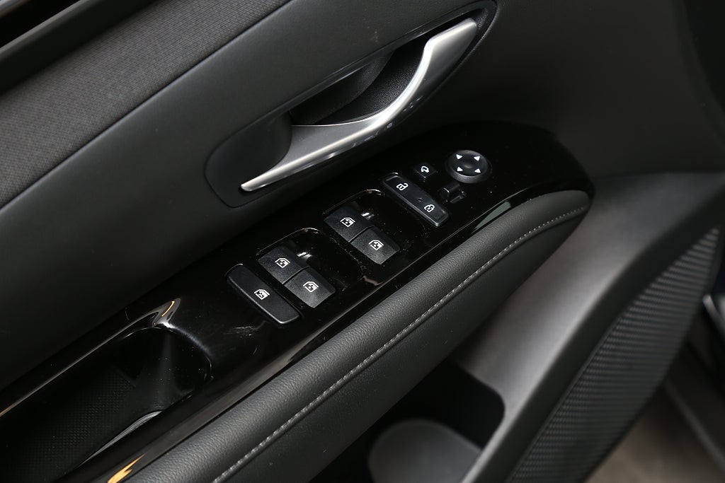 Hyundai Tucson 1,6 T-GDI MHEV 150hk Essential Aut Navi Kamera CarPlay 2023