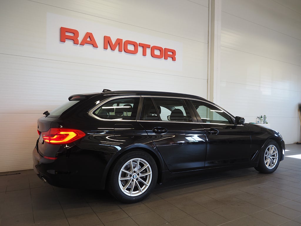 BMW 520 d Touring 190hk Steptronic Backkamera Navi