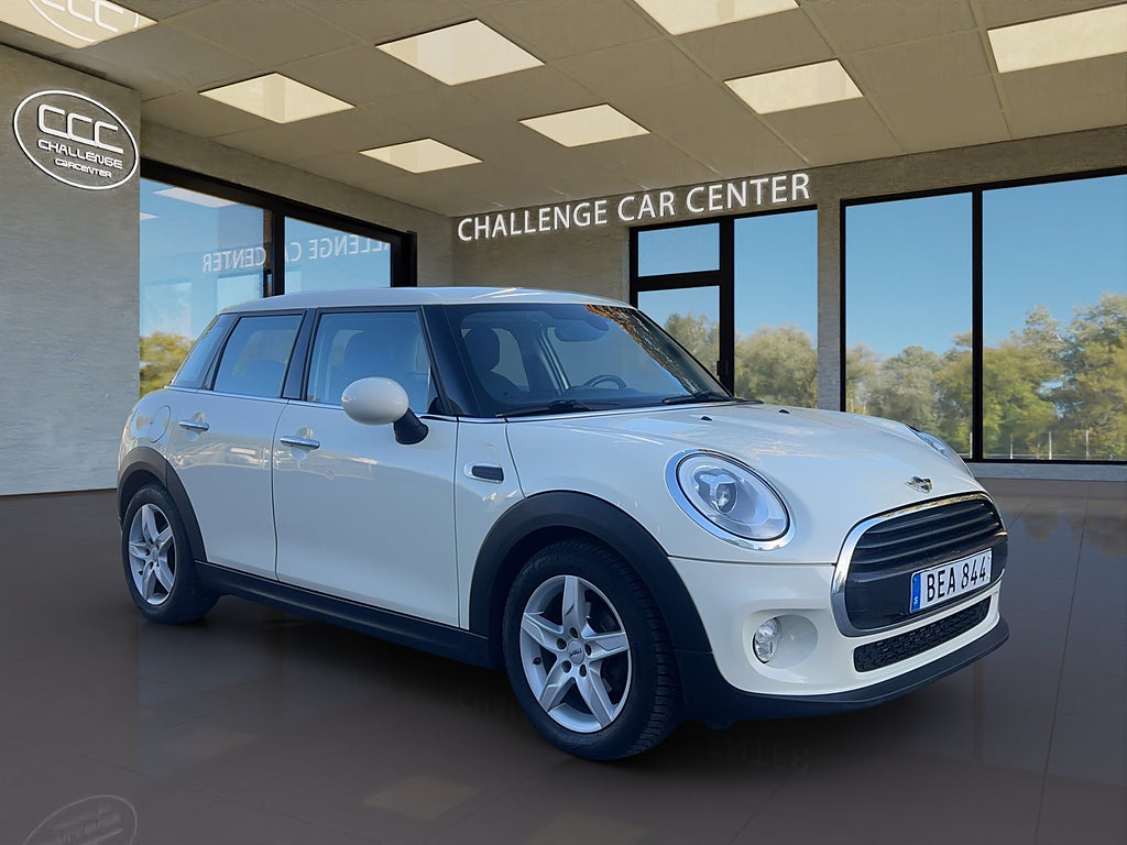MINI Cooper Salt II Euro 6  NY BESIKTAD Årsskatt 360 kr