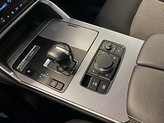 Mazda CX-60 PHEV AWD KAMPANJ 2058KR/MÅN – 0,99% RÄNTA – INK GARANTI – bild 20