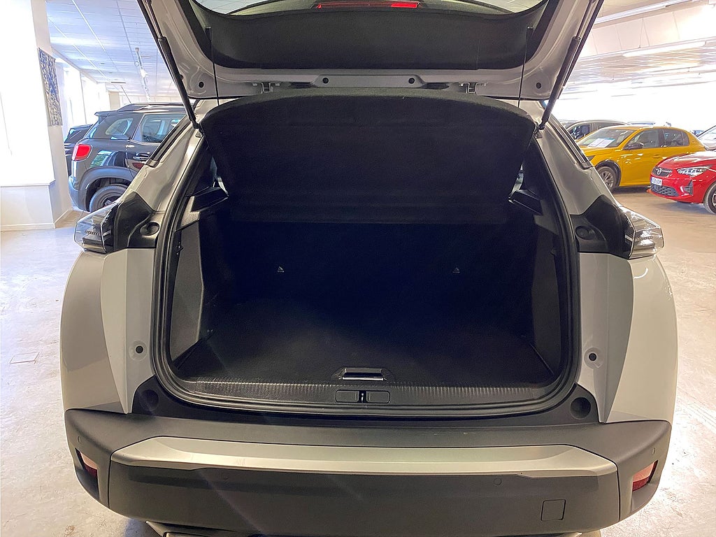 Bild på Peugeot 2008 GT 1.2 PT 130hk Aut - 360-KAMERA, CARPLAY