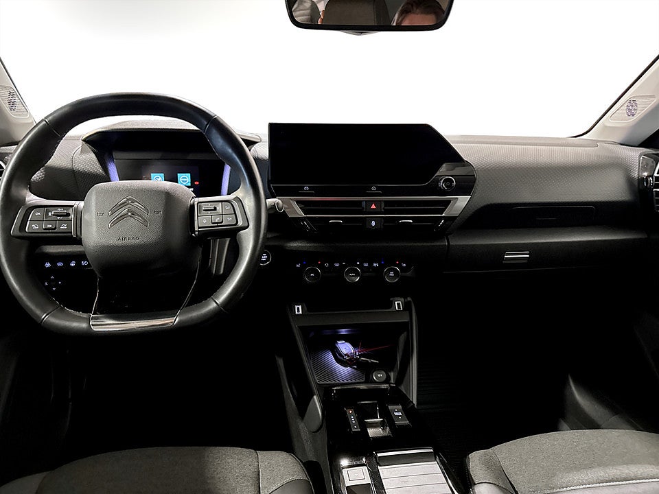 Bild på Citroën e-C4 Shine 50kWh 136hk Aut B-KAMERA CARPLAY
