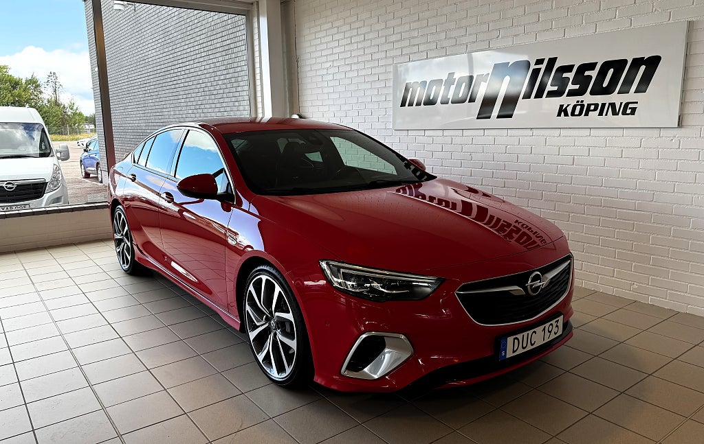 Opel Insignia GS 2.0 Turbo 260hk 4x4 GSi Enda i Sverige se spec