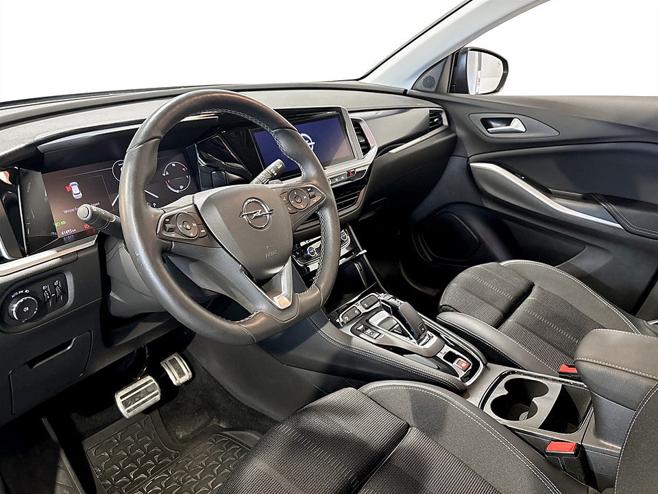 Bild på Opel Grandland GS 1.2 Turbo 130hk Aut  B-KAMERA CARPLAY