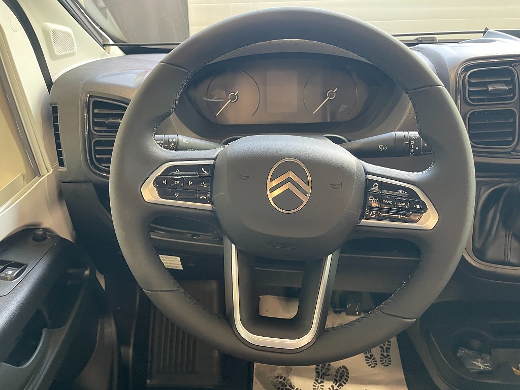 Adria Coral Axess 670 SL /Automat140hk/Elpatron/B-körkort - Adria