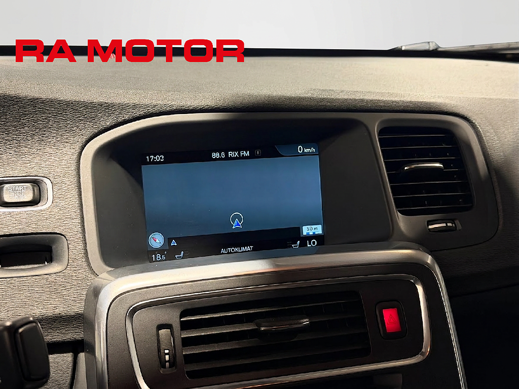 Volvo S60 Cross Country D4 190hk AWD Summum | Skinn | Värmare | Drag | 2016