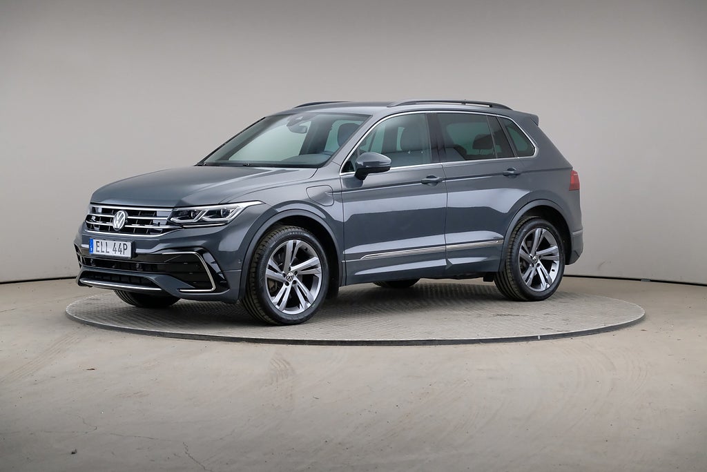 Volkswagen Tiguan eHybrid 245hk R-Line DSG Cockpit Drag