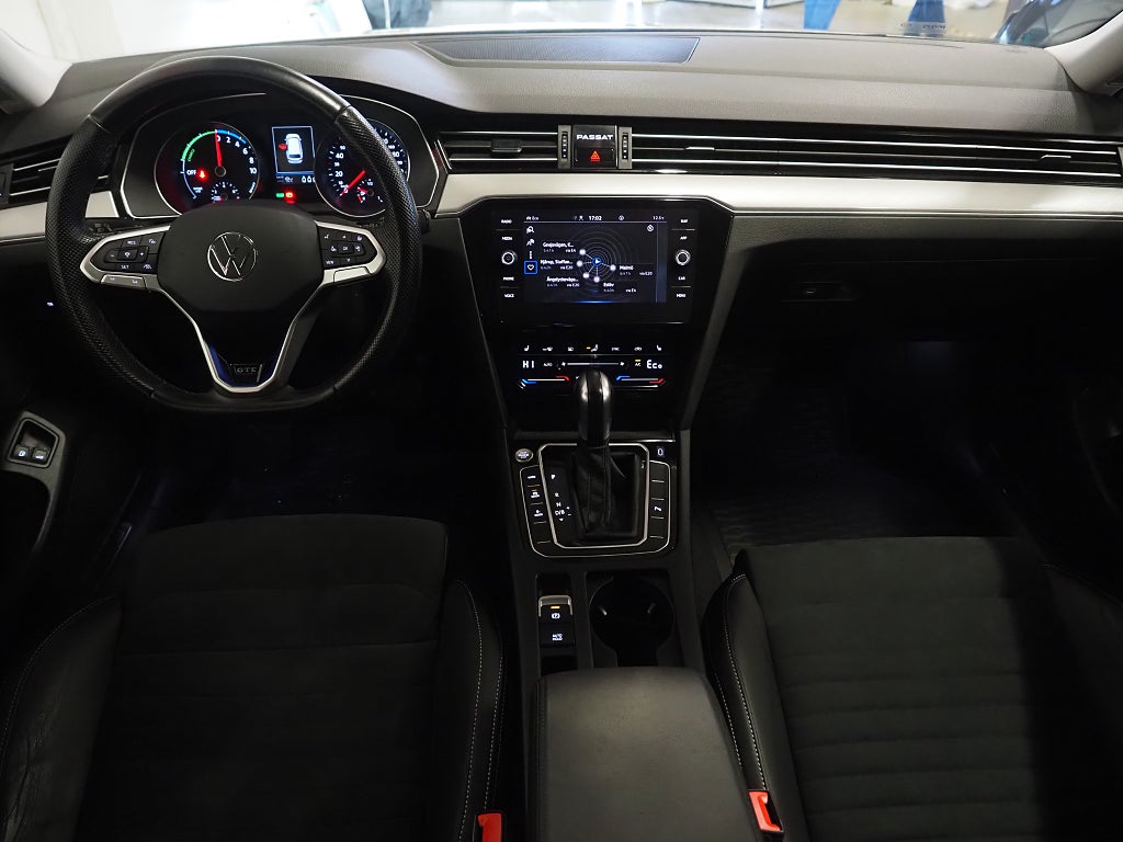 Volkswagen Passat Sportscombi GTE 1.4 TSI GTE | Drag | Värmare | Navi | 2022
