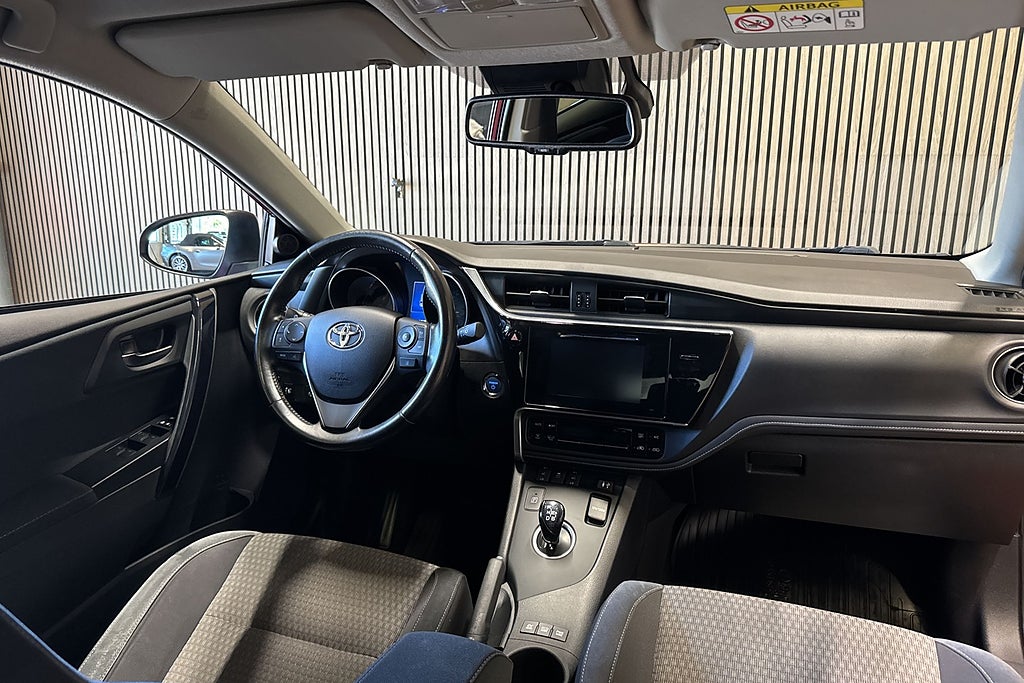 Toyota Auris Touring Sports Hybrid e-CVT Intense Edition